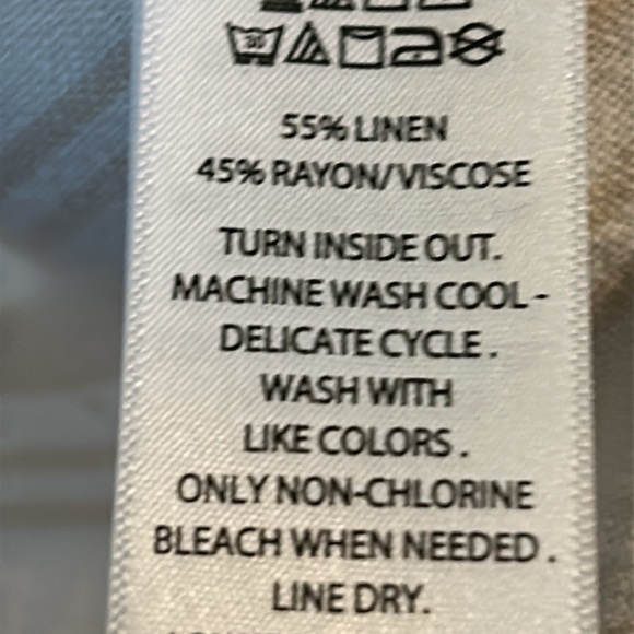 💜3/$30💜 Multicolored bateau neck 3/4 sleeve relaxed blouse - Picture 2 of 5